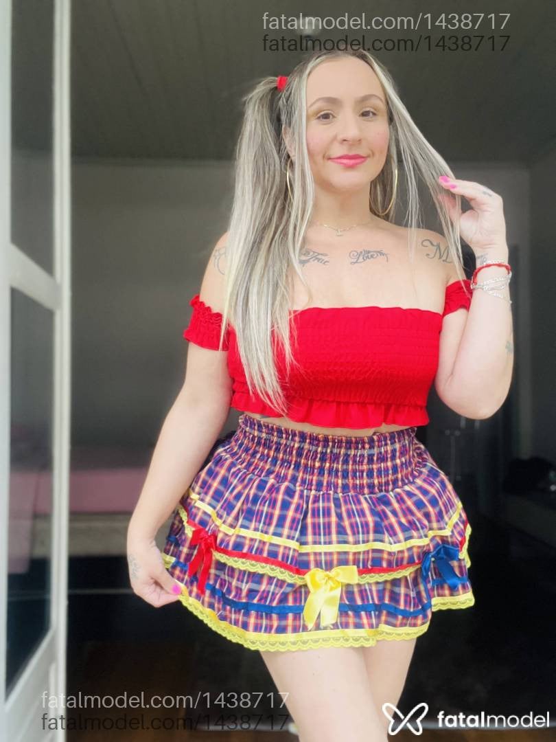 Acompanhante mulher com cabelo castanho de olhos mel em Caxias do Sul - Tami