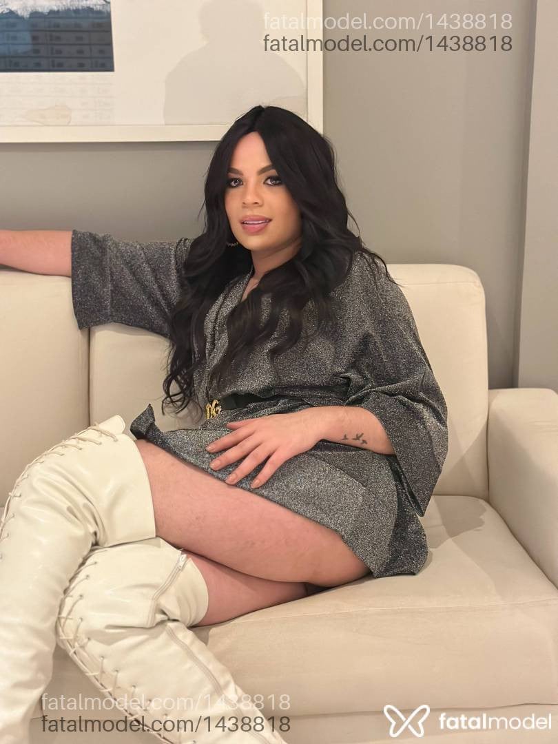 Acompanhante travesti morena (o) de olhos castanhos em Porto Alegre - Emillie Souza