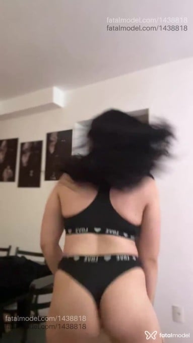 Acompanhante travesti morena (o) de olhos castanhos em Porto Alegre - Emillie Souza