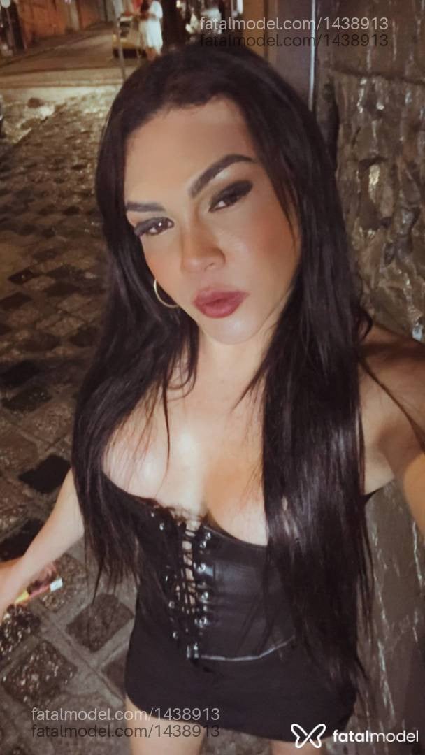 Acompanhante travesti morena (o) de olhos castanhos - Jhully Carolyne