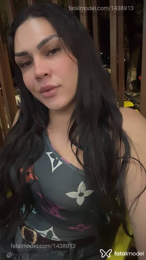 Acompanhante travesti morena (o) de olhos castanhos em São João da Boa Vista Acompanhante travesti morena (o) de olhos castanhos em São João da Boa Vista - Jhully Carolyne