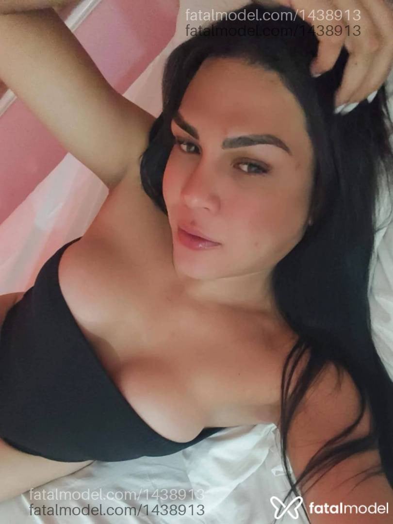 Acompanhante travesti morena (o) de olhos castanhos - Jhully Carolyne