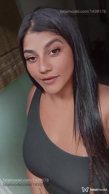 Acompanhante mulher morena (o) de olhos castanhos - Maju Duran