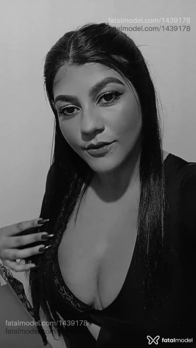 Acompanhante mulher morena (o) de olhos castanhos - Maju Duran