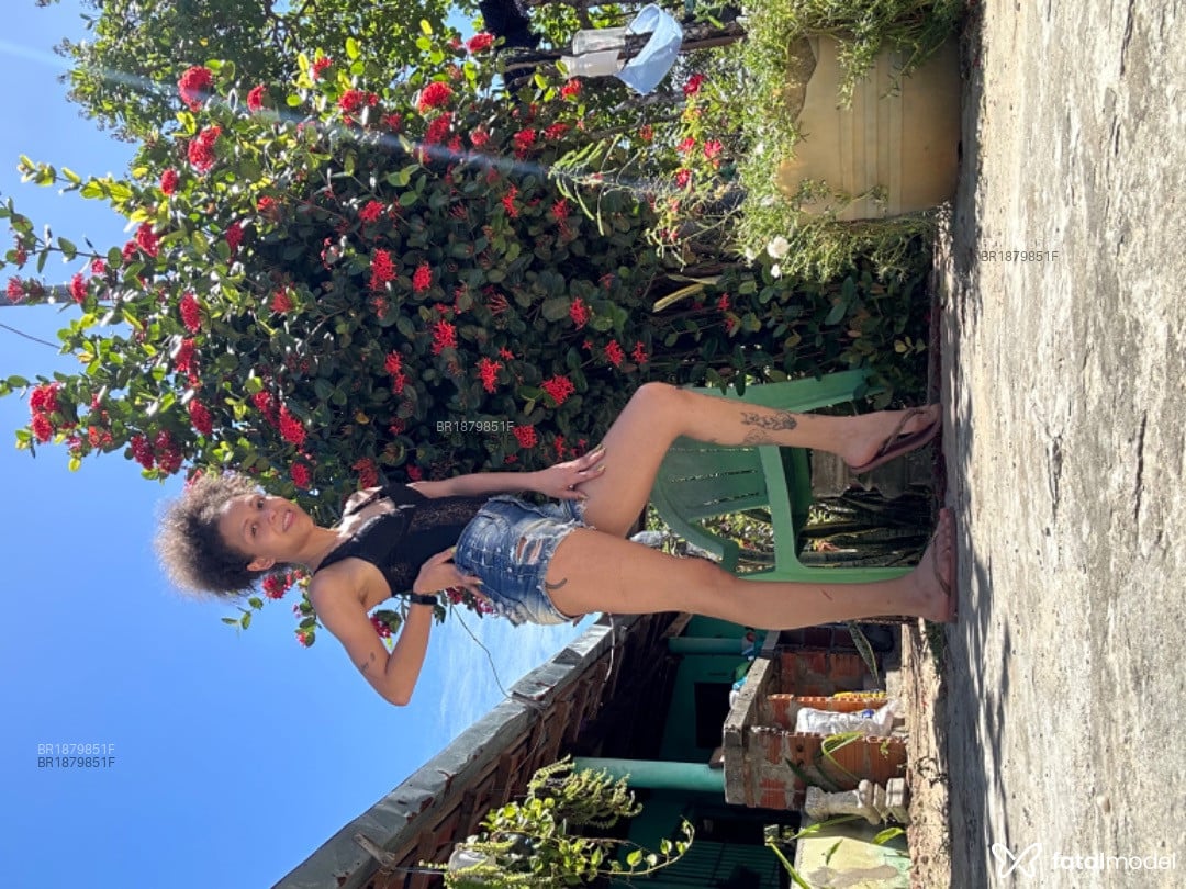 Acompanhante mulher com cabelo castanho de olhos castanhos em São Paulo Acompanhante mulher com cabelo castanho de olhos castanhos em São Paulo - Polly Petrova