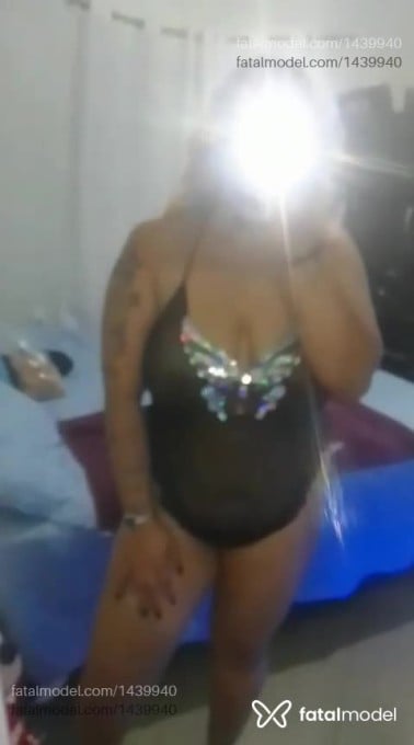 Acompanhante mulher loira (o) de olhos castanhos em Sertãozinho - Melissa Selvagem