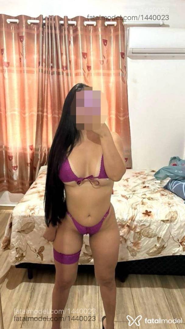 Acompanhante mulher com cabelo castanho de olhos castanhos - Diana Acompanhante mulher com cabelo castanho de olhos castanhos - Diana