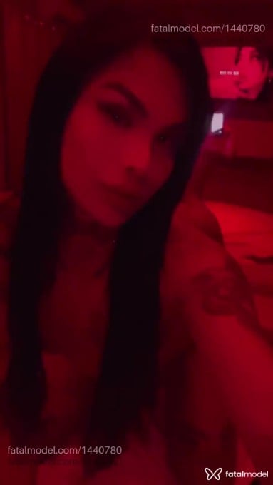 Acompanhante mulher trans morena (o) de olhos pretos em Parobé Acompanhante mulher trans morena (o) de olhos pretos em Parobé - Victoria