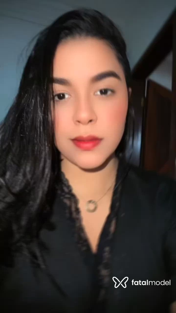 Acompanhante mulher com cabelo castanho de olhos castanhos - Paloma Acompanhante mulher com cabelo castanho de olhos castanhos - Paloma