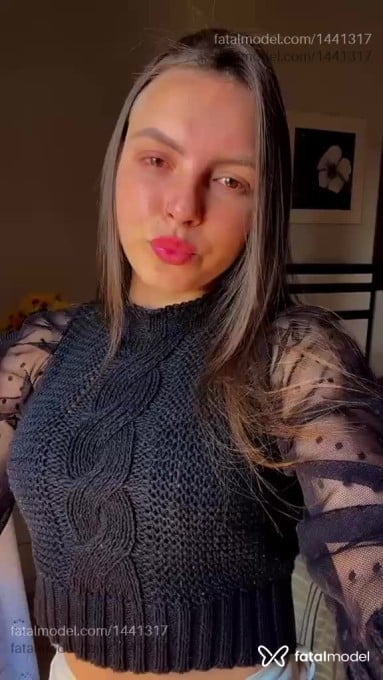 Acompanhante mulher com cabelo castanho de olhos castanhos em Gramado - Aninha