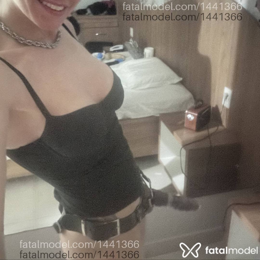 Acompanhante mulher loira (o) de olhos verdes em Novo Hamburgo - Blondiepenelope