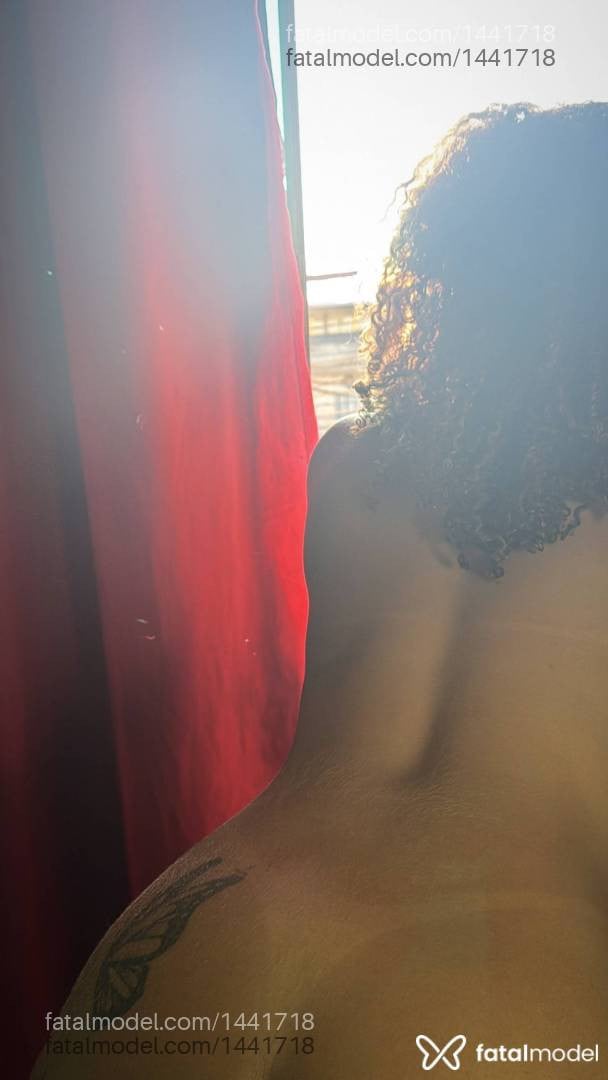 Acompanhante mulher morena (o) de olhos castanhos - Rubyane