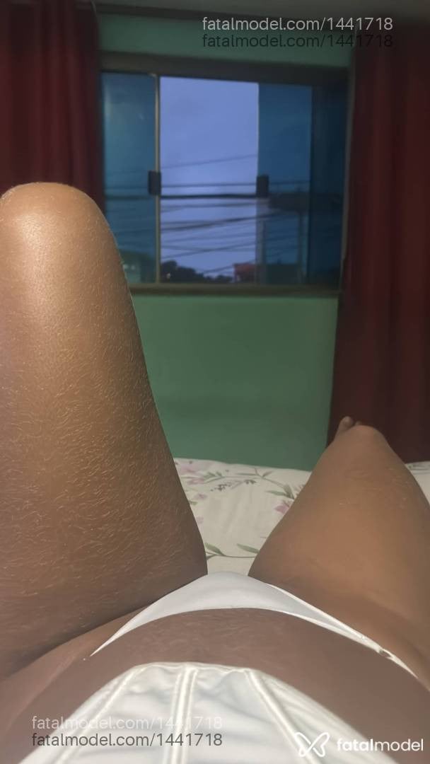Acompanhante mulher morena (o) de olhos castanhos - Rubyane