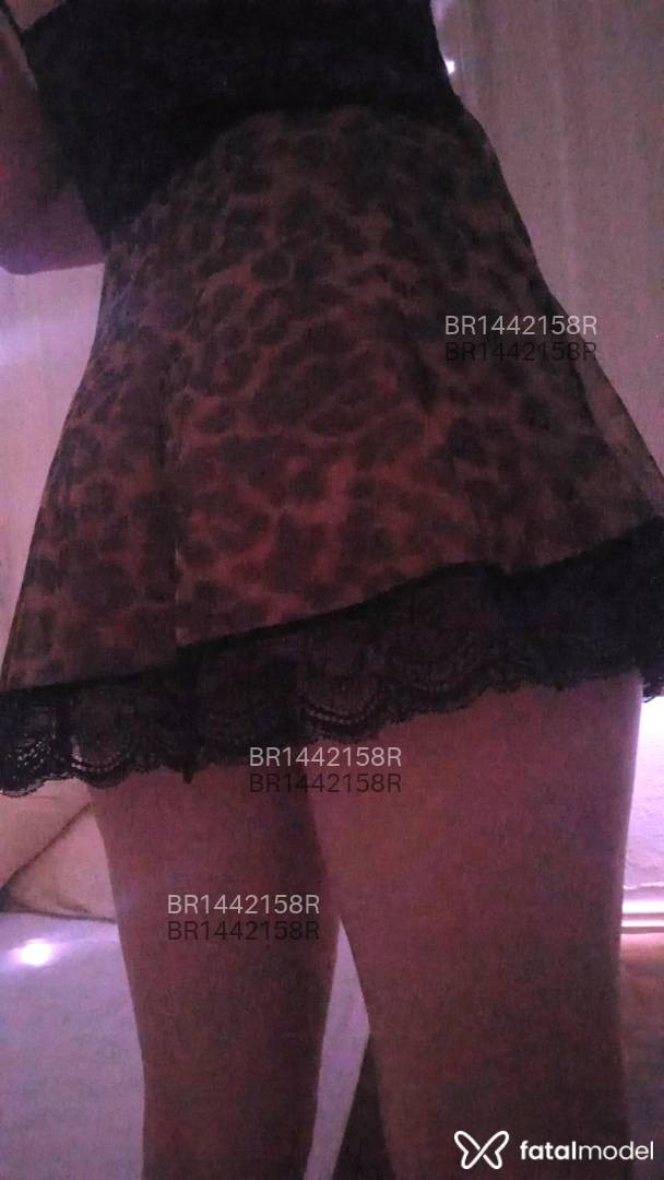 Acompanhante mulher com cabelo castanho de olhos castanhos em Florianópolis - Ana Luísa