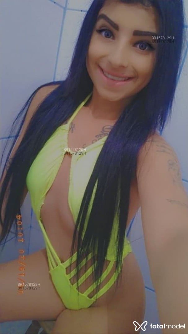 Acompanhante mulher morena (o) de olhos castanhos em Porto Alegre Acompanhante mulher morena (o) de olhos castanhos em Porto Alegre - Jade Maia