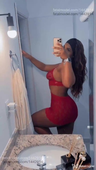 Acompanhante mulher com cabelo castanho de olhos pretos em Campinas - Bárbara Sampaio