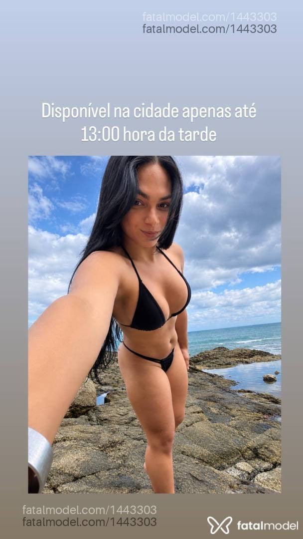 Acompanhante mulher trans morena (o) de olhos castanhos - Bruna