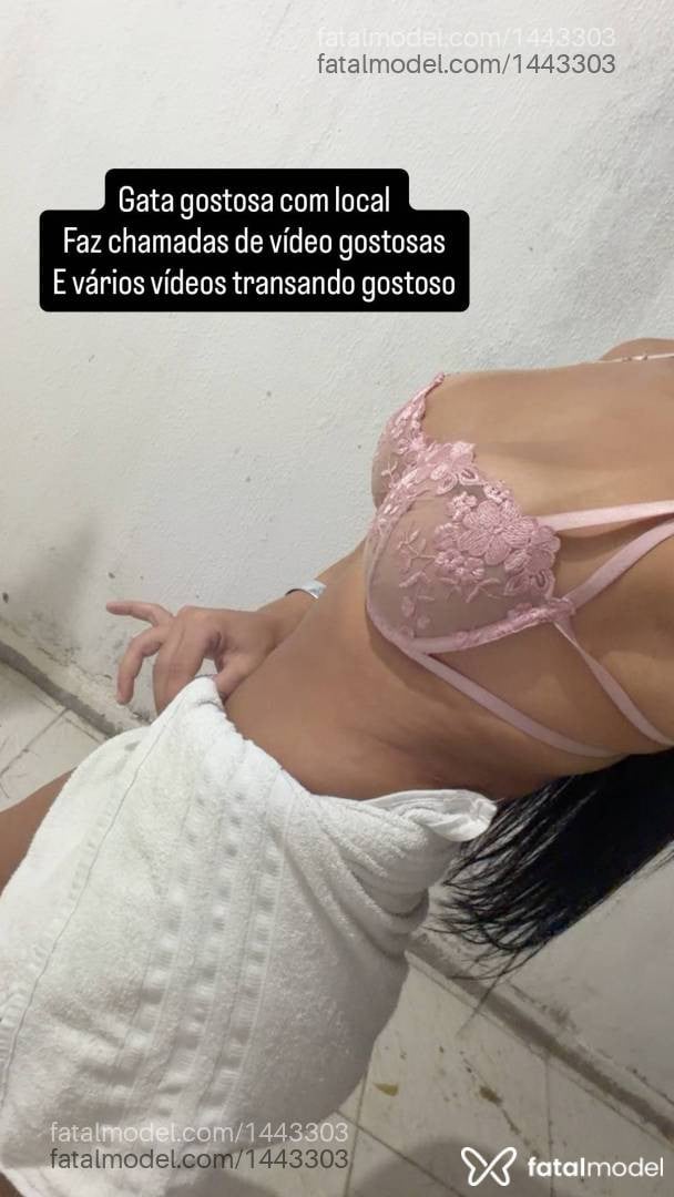 Acompanhante mulher trans morena (o) de olhos castanhos - Bruna