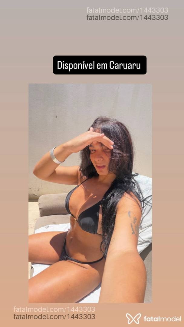 Acompanhante mulher trans morena (o) de olhos castanhos - Bruna