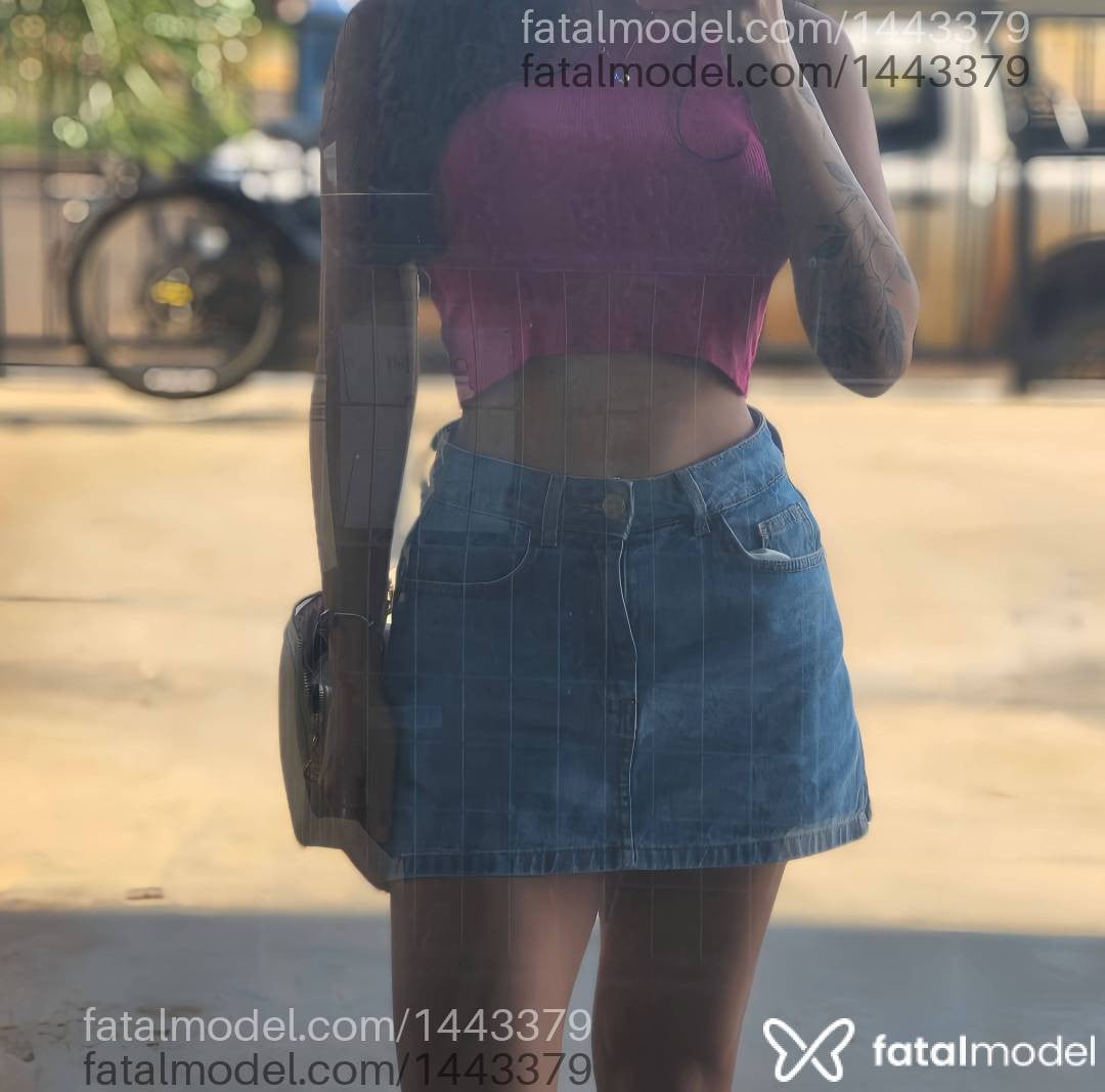 Acompanhante mulher morena (o) de olhos castanhos - Alice