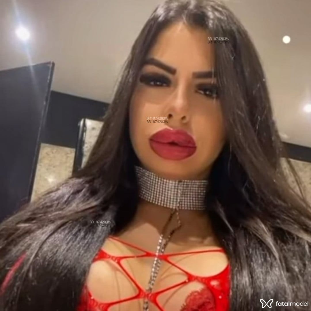 Acompanhante mulher morena (o) de olhos castanhos em Florianópolis - Camila