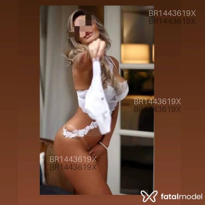 Acompanhante mulher loira (o) de olhos castanhos em Cascavel - Fernanda