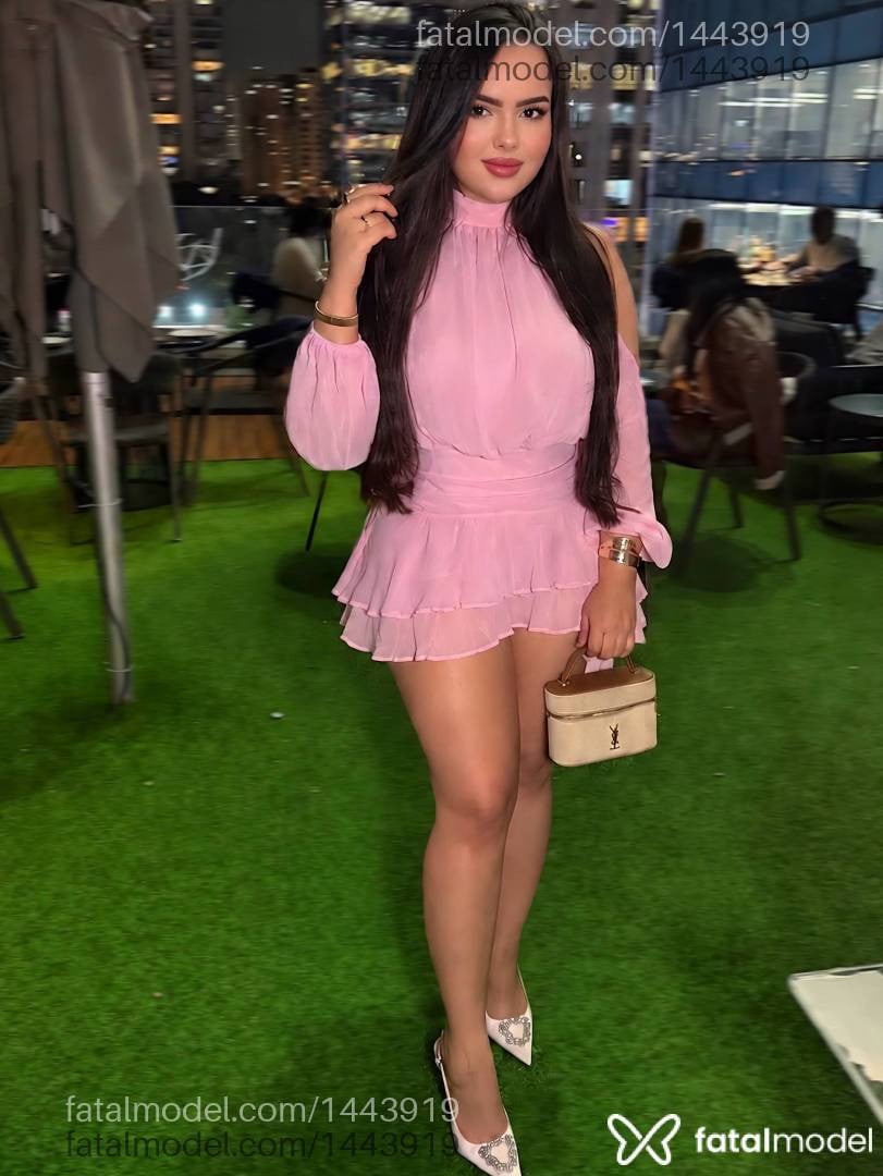 Acompanhante mulher com cabelo castanho de olhos castanhos - Alyna Volkov