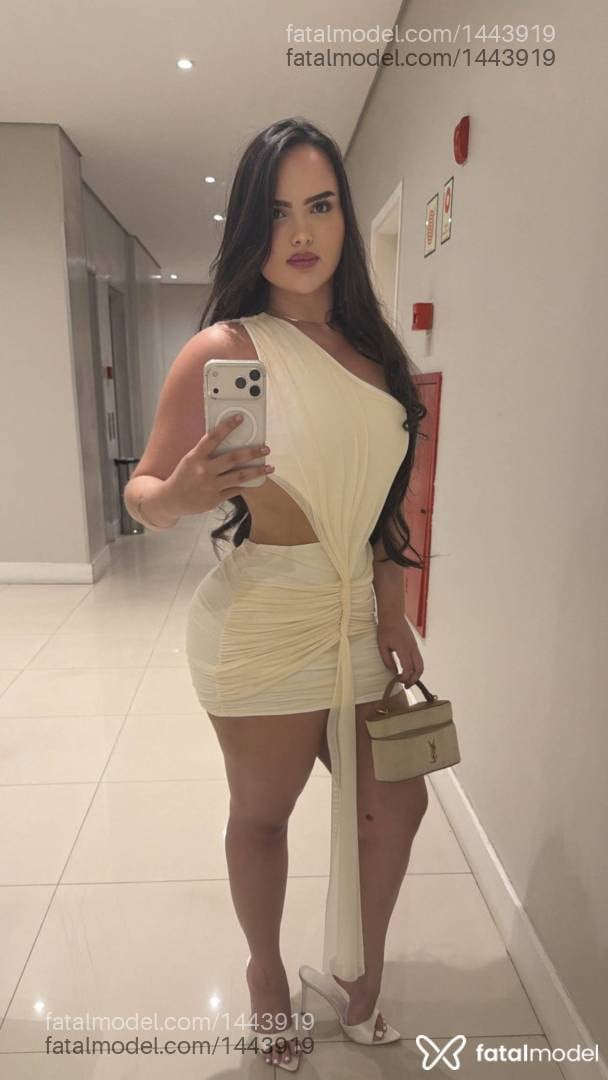 Acompanhante mulher com cabelo castanho de olhos castanhos - Alyna Volkov