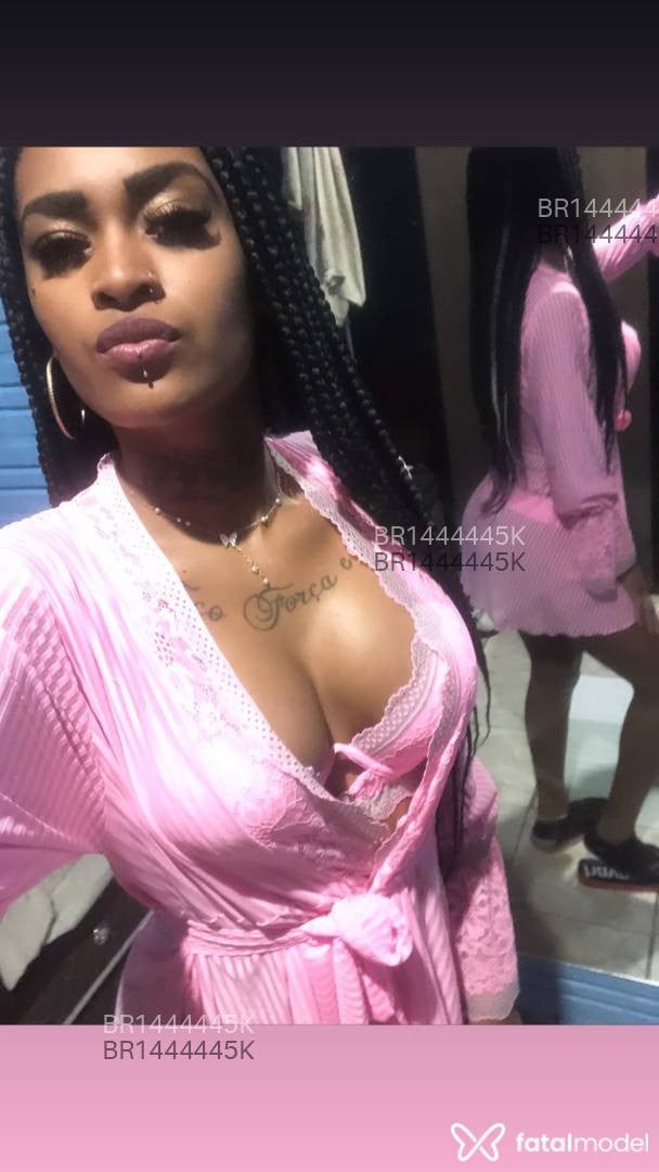 Acompanhante mulher com cabelo castanho de olhos castanhos em Caçapava do Sul Acompanhante mulher com cabelo castanho de olhos castanhos em Caçapava do Sul - Ester