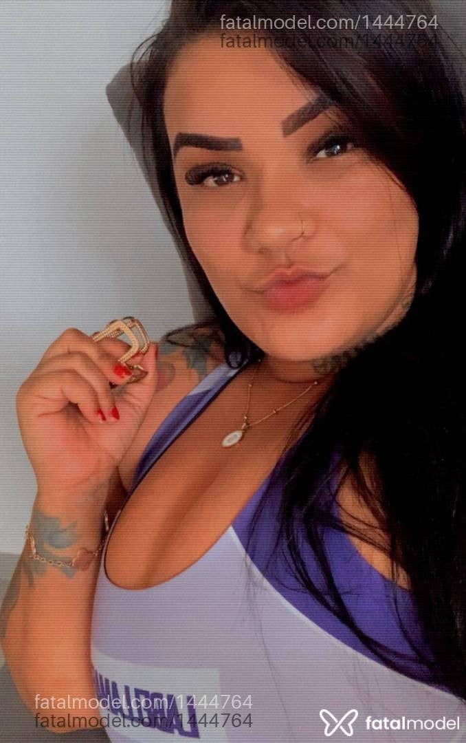 Acompanhante mulher morena (o) de olhos castanhos em Bertioga - Jade Lima