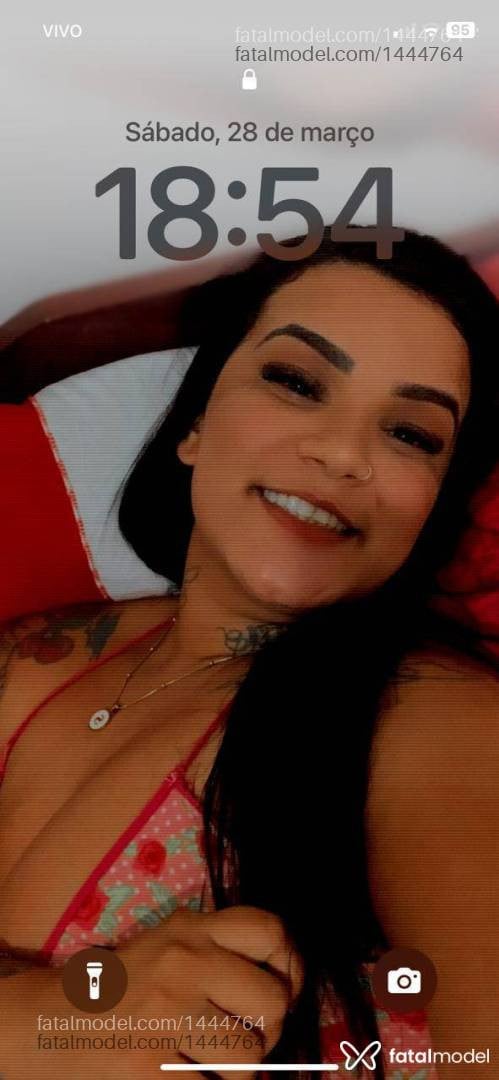 Acompanhante mulher morena (o) de olhos castanhos em Bertioga - Jade Lima
