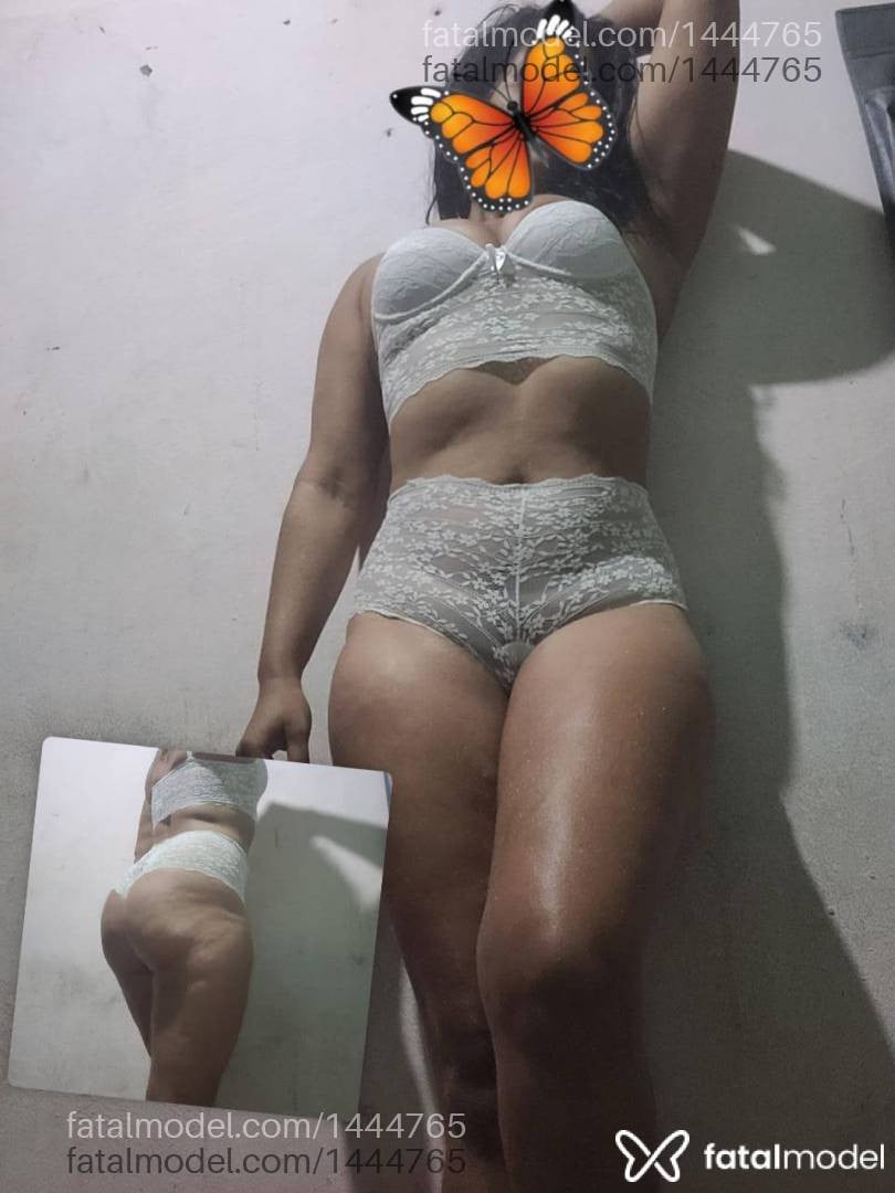 Acompanhante mulher morena (o) de olhos castanhos em Cáceres - Suellen