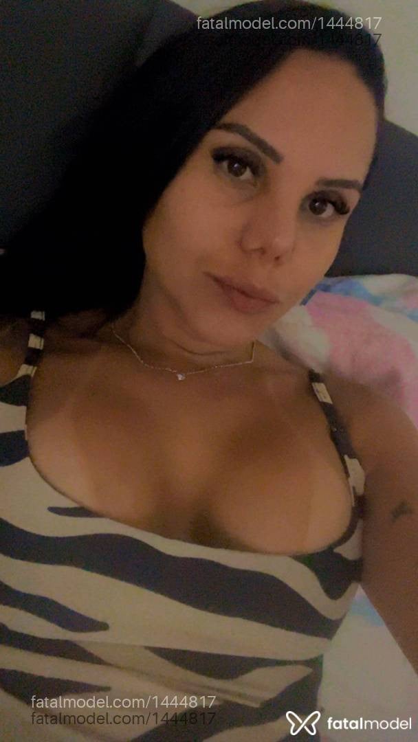 Acompanhante mulher morena (o) de olhos castanhos - Carol Andrade