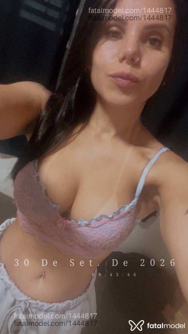 Acompanhante mulher morena (o) de olhos castanhos - Carol Andrade