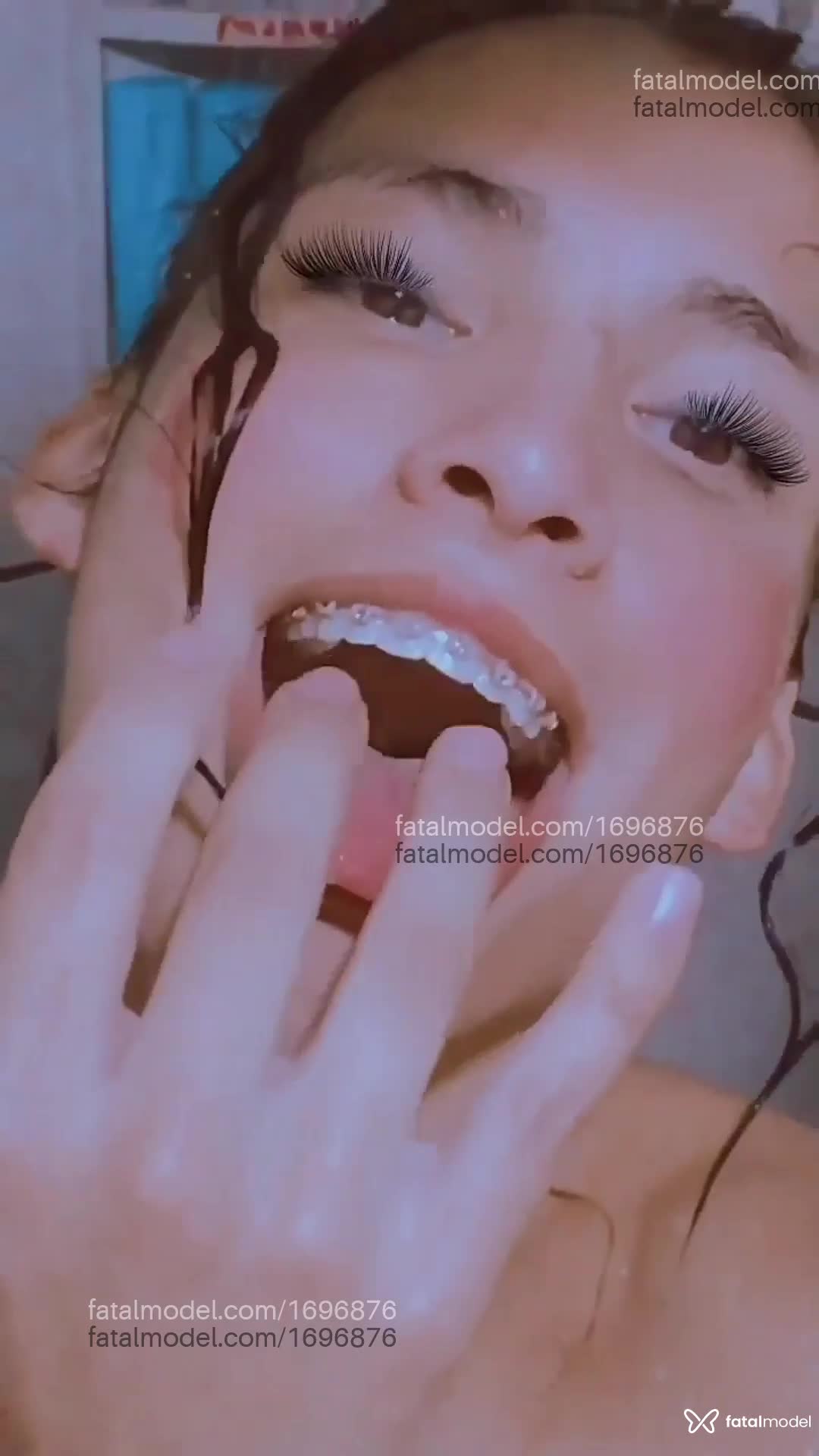 Acompanhante mulher trans loira (o) de olhos castanhos em Lajeado - Mirelladixy
