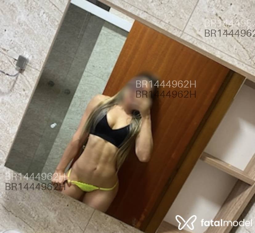 Acompanhante mulher morena (o) de olhos castanhos em Chapecó - Bruna