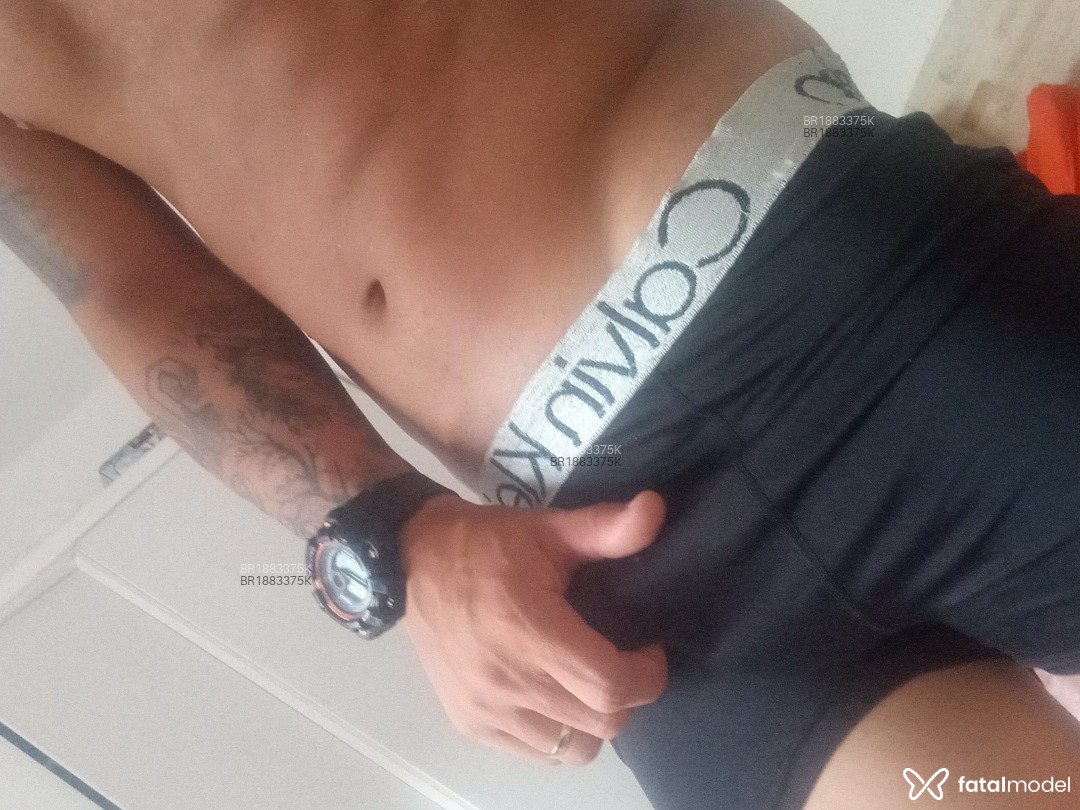 Acompanhante homem com cabelo castanho de olhos castanhos em Rio de Janeiro - Delima