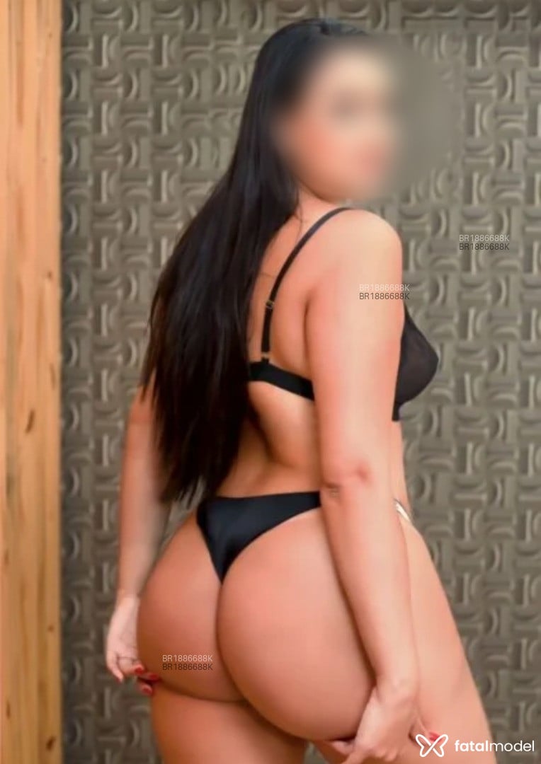 Acompanhante mulher morena (o) de olhos pretos em Cabo Frio - Giselle