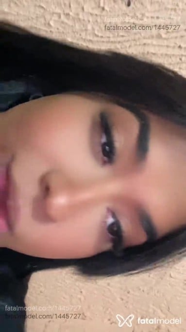 Acompanhante mulher trans morena (o) de olhos castanhos em Macaé Acompanhante mulher trans morena (o) de olhos castanhos em Macaé - TAYNÁ