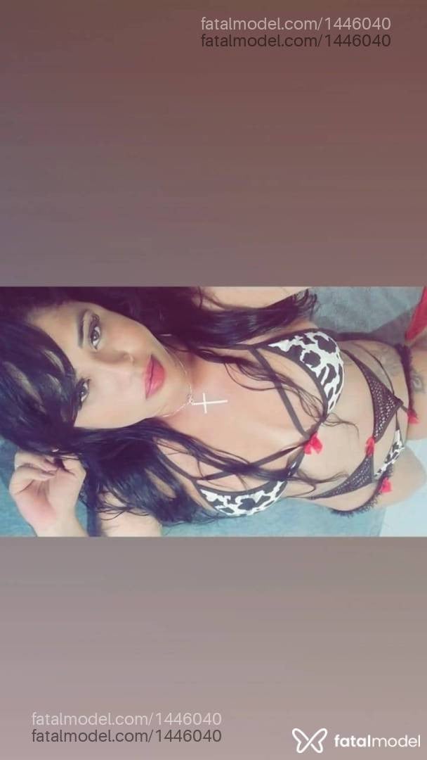 Acompanhante mulher morena (o) de olhos castanhos - Karem Rioos