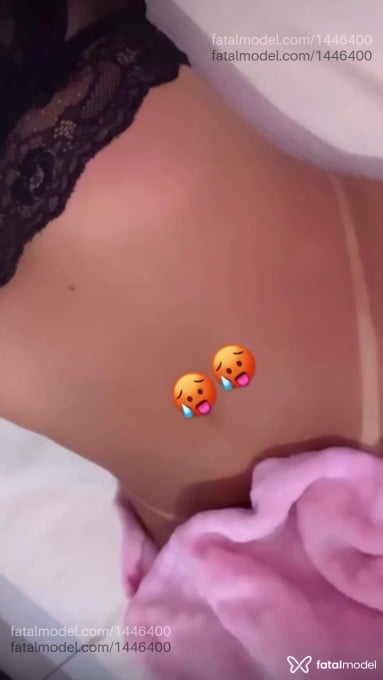 Acompanhante mulher com cabelo castanho de olhos castanhos - Daniela