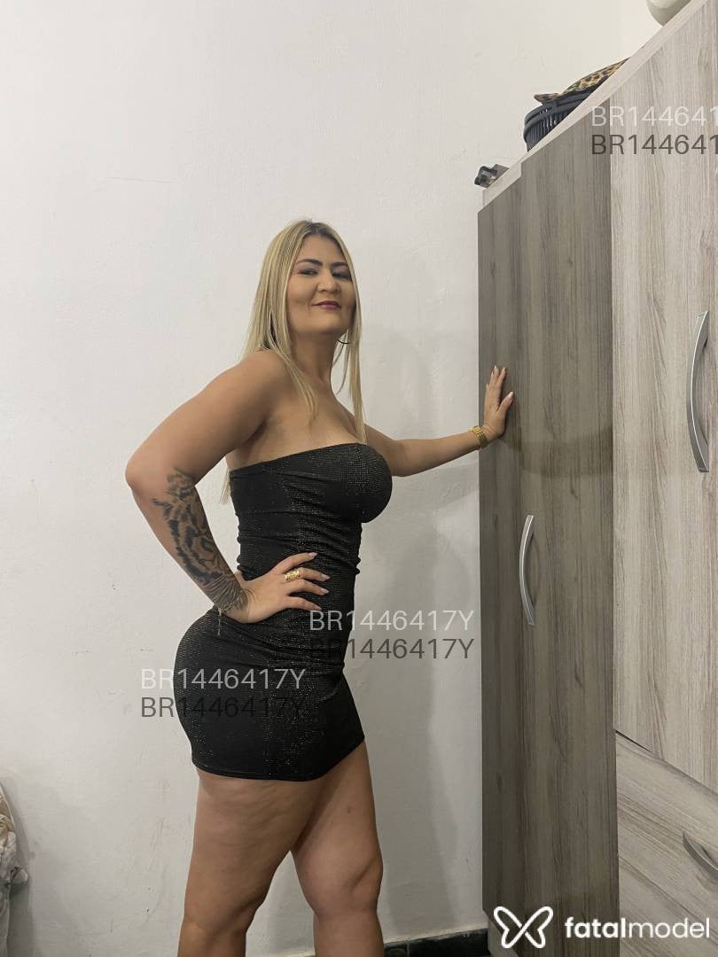 Acompanhante mulher loira (o) de olhos castanhos em Coronel Fabriciano Acompanhante mulher loira (o) de olhos castanhos em Coronel Fabriciano - Jaqueline