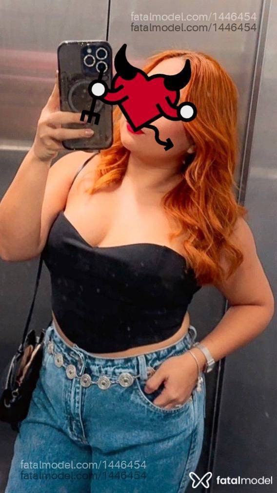 Acompanhante mulher com cabelo castanho de olhos mel em Garanhuns - Monique Avillar