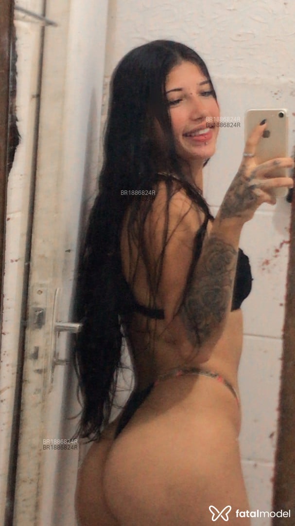 Acompanhante mulher morena (o) de olhos castanhos em Carazinho - Laura Medina