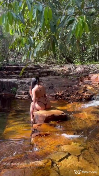 Acompanhante mulher morena (o) de olhos castanhos em Goiânia - Jade Cortez