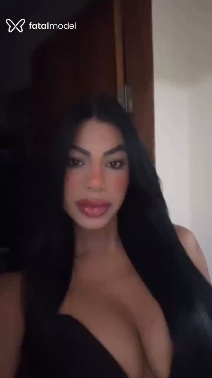Acompanhante mulher morena (o) de olhos castanhos - Isadora