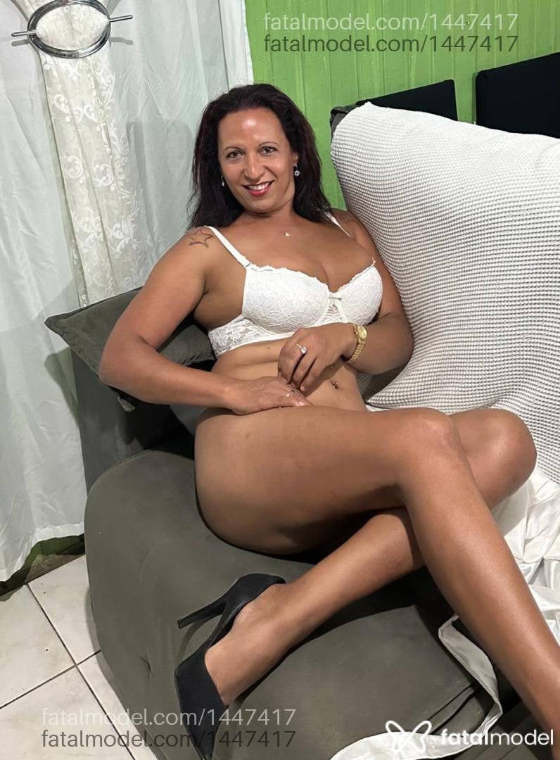 Acompanhante mulher trans morena (o) de olhos castanhos em São Leopoldo - Fabíola Moraes