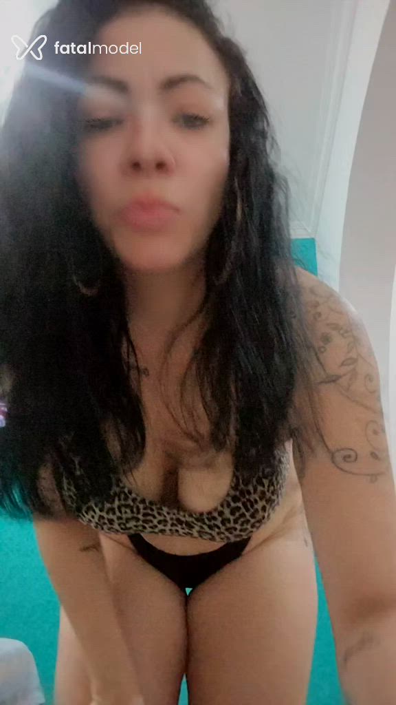 Acompanhante mulher morena (o) de olhos castanhos em Campos dos Goytacazes Acompanhante mulher morena (o) de olhos castanhos em Campos dos Goytacazes - Morangho