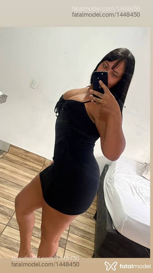Acompanhante mulher morena (o) de olhos verdes - Melissa