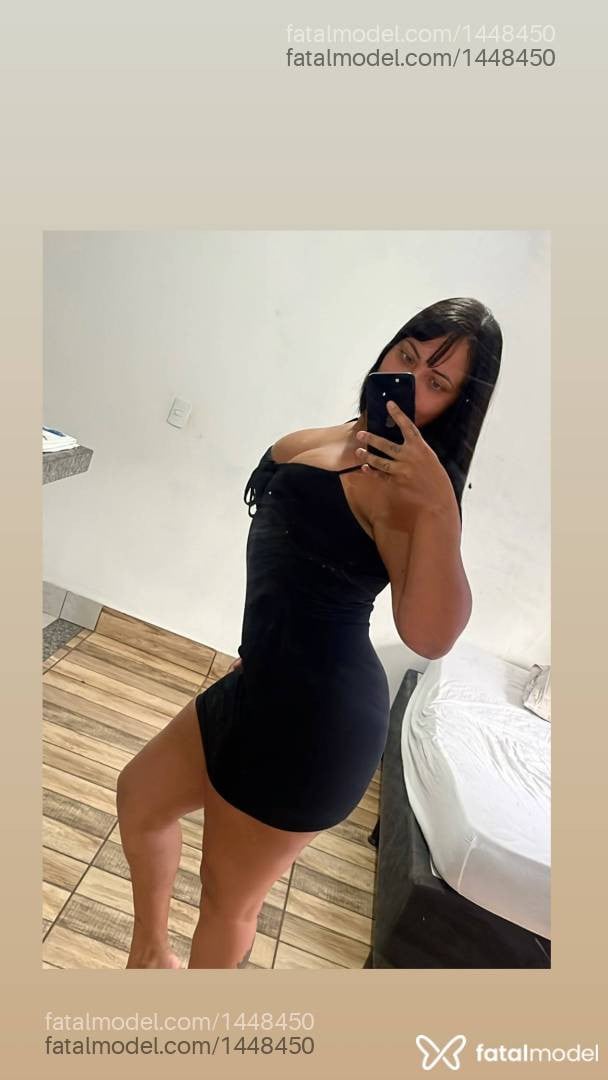 Acompanhante mulher morena (o) de olhos verdes - Melissa
